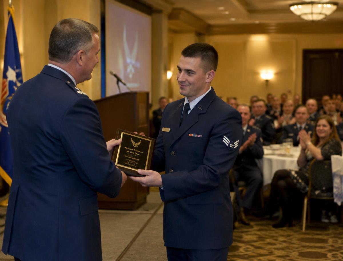 Recognizing an outstanding airman
